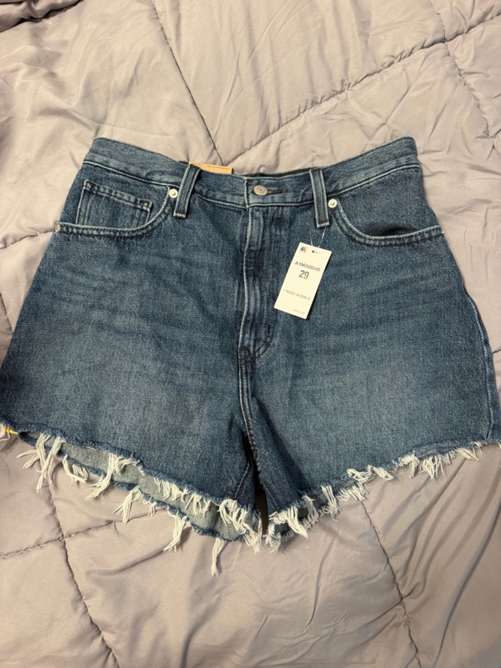 Levi High Waisted Mom Shorts